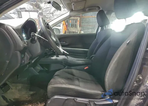 2018 Honda Hr-V Lx z USA, uszkodzony, nr VIN 3CZRU6H30JM724650